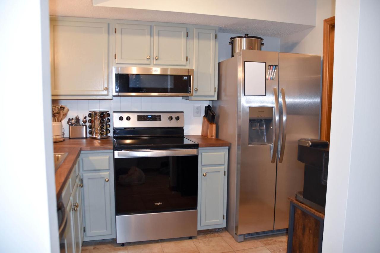 Apartamento Cozy Mountain Getaway! Mountain Views! 2 Bed, 2 Bath, Sleeps 6 Gatlinburg Exterior foto