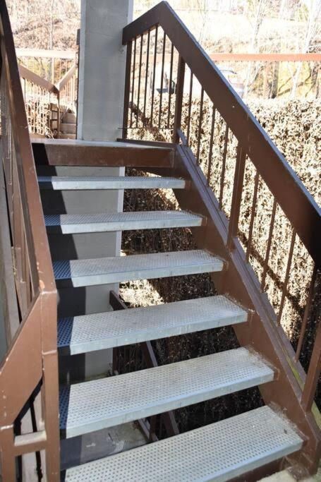 Apartamento Cozy Mountain Getaway! Mountain Views! 2 Bed, 2 Bath, Sleeps 6 Gatlinburg Exterior foto